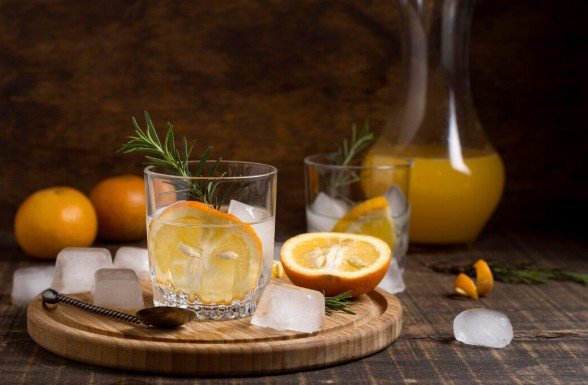Citrusy Strains with Light Whiskey