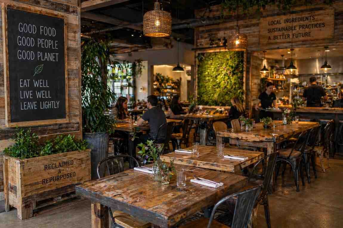 Minimalist Table Settings