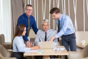 Why High-Net-Worth Investors Use Family Office Investment Solutions