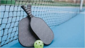 The Ultimate Guide to Choosing Your First Pickleball Paddle