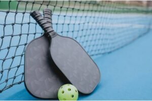 The Ultimate Guide to Choosing Your First Pickleball Paddle