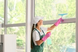 Commercial Window Cleaning in Utah Is a Business Decision, Not Just a Maintenance Task