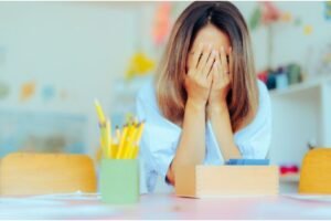 Why You Feel Overwhelmed (And How to Finally Break the Cycle)