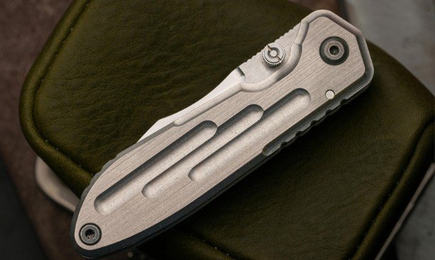 The Best Size Is the One You Will Carry Without Thinking About It