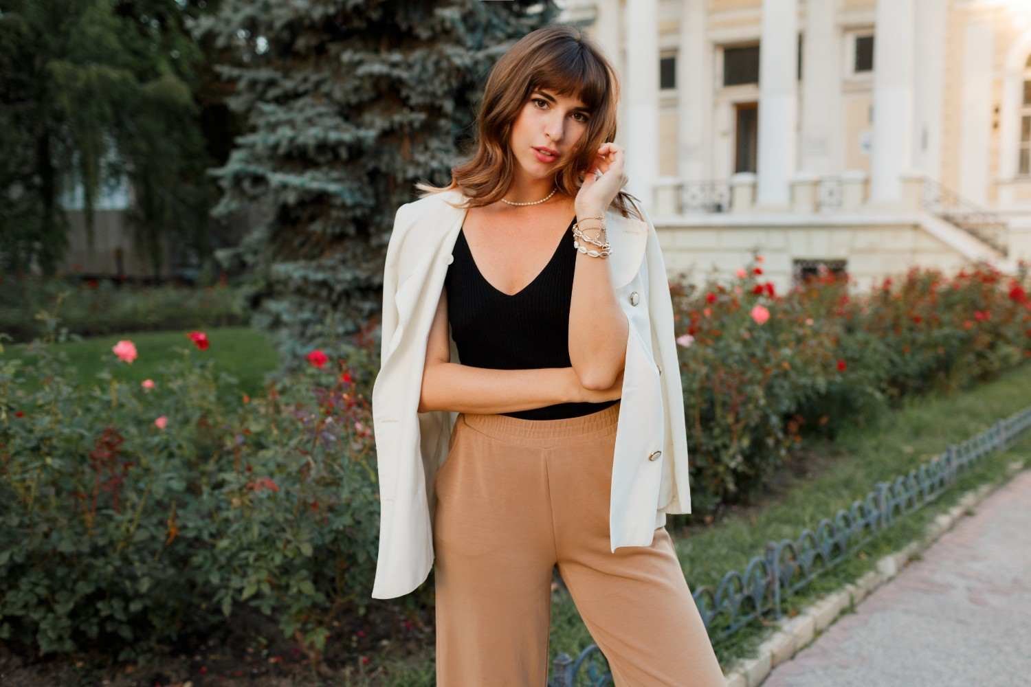 Inverted Triangle & Broad Shoulder Frames